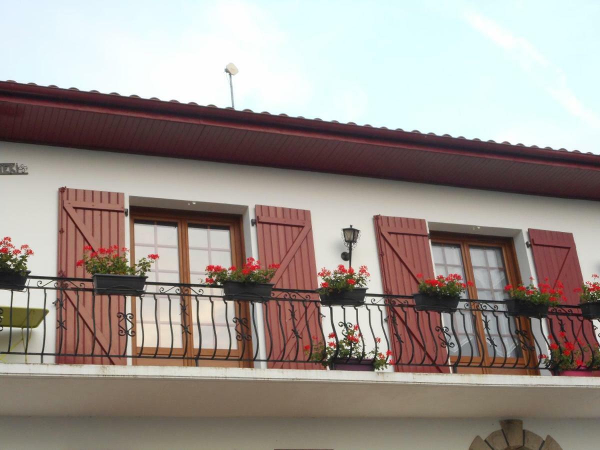 Nun Hobeki Apartment Aincille Exterior foto